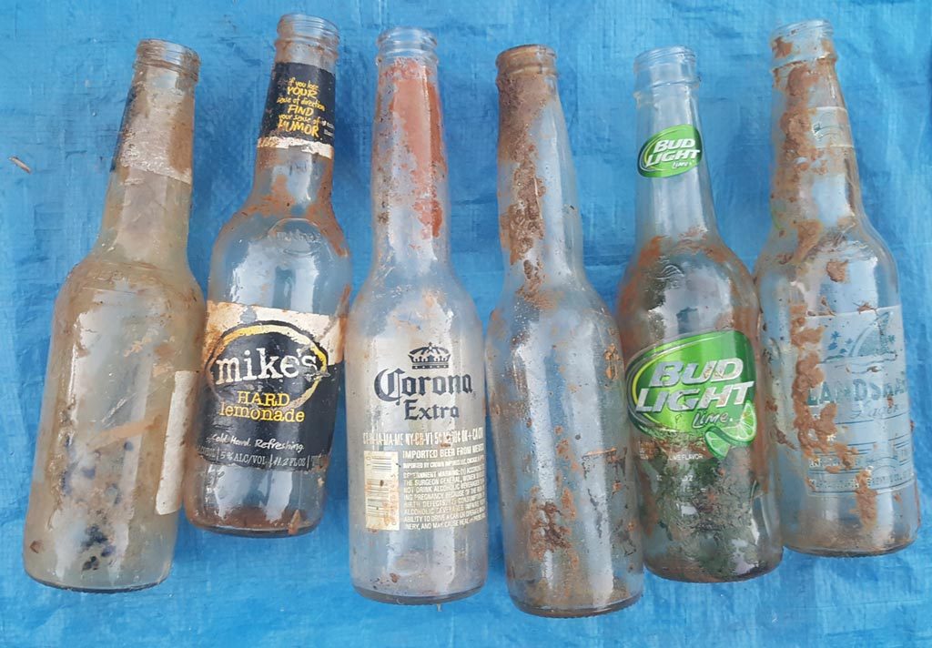 Beer bottles, Modoc, South Carolina, Litter
